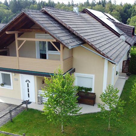 Apartma Marija Metlika Exterior foto