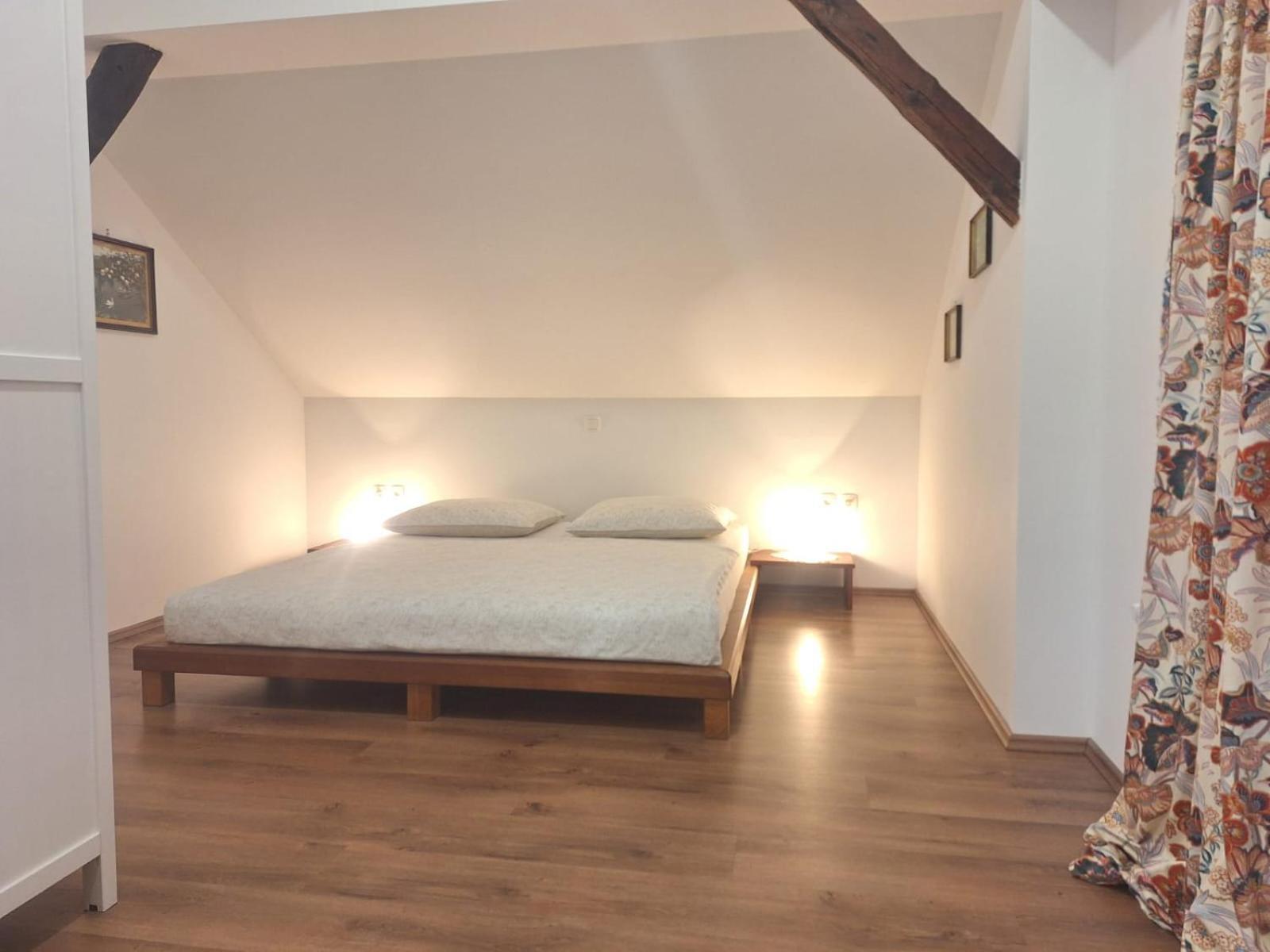 Apartma Marija Metlika Exterior foto